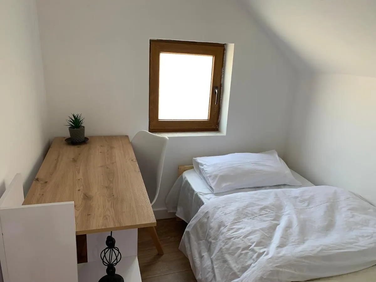 Noah'S Attic - Apartment Hotel In Korce Albania